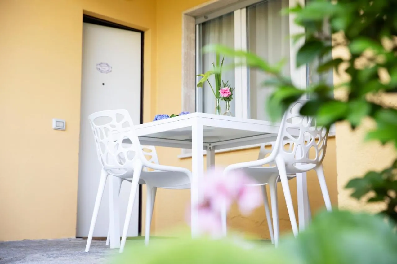 Charming Moment Di Villa Porta - Residenza Leonardo Luino